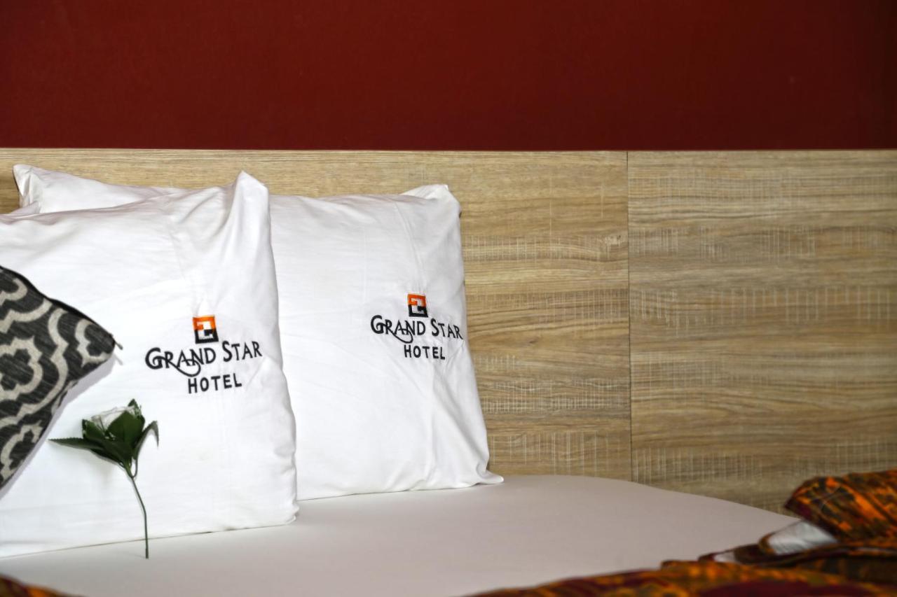 Grand Star Hotel North Legon ภายนอก รูปภาพ