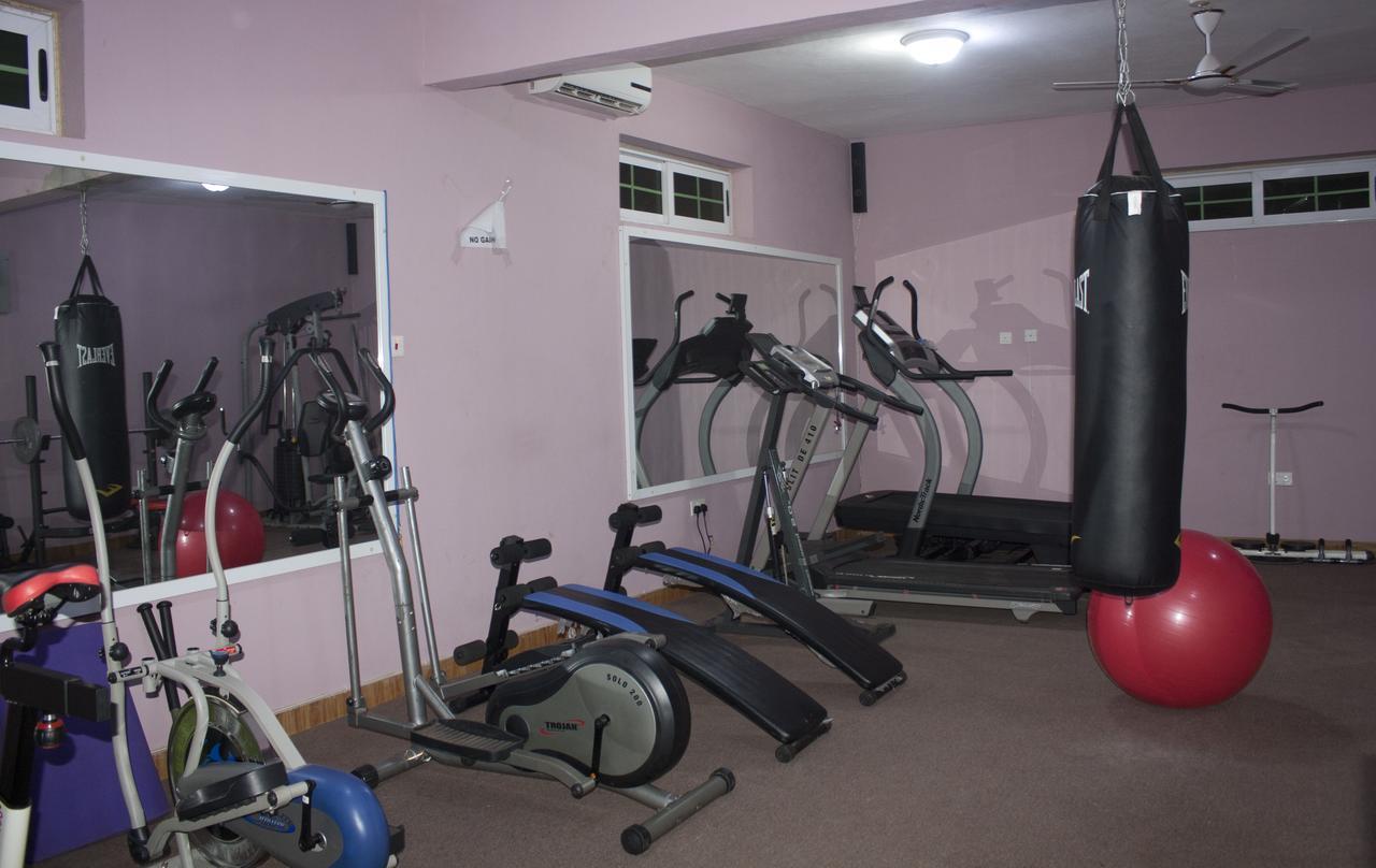 Grand Star Hotel North Legon ภายนอก รูปภาพ