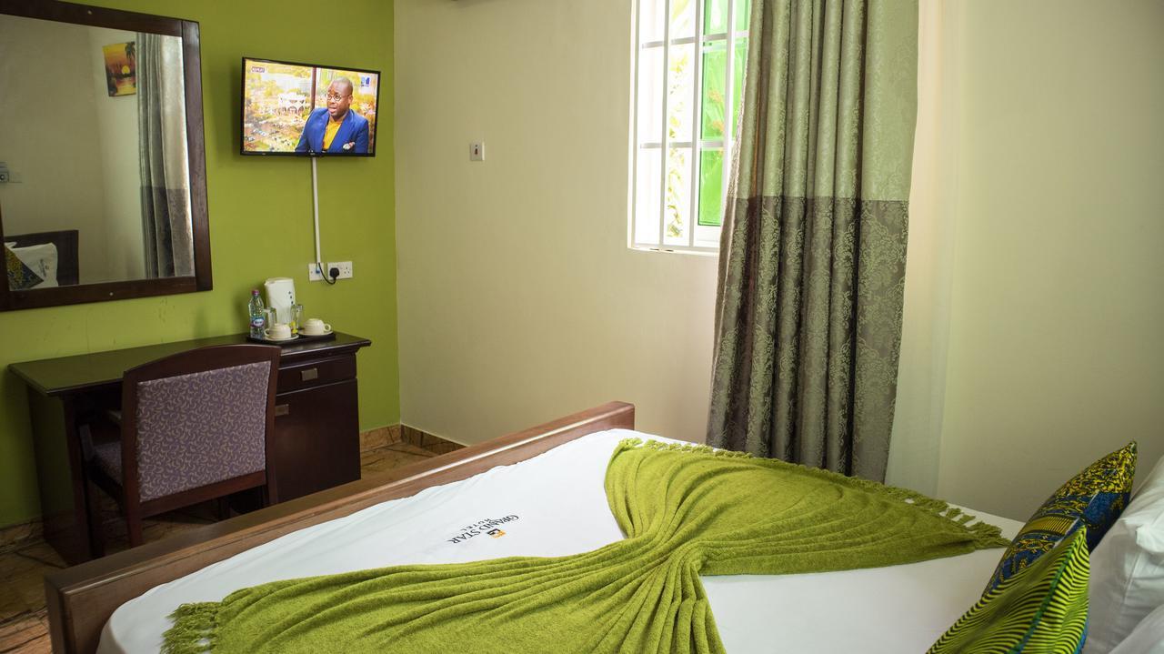 Grand Star Hotel North Legon ภายนอก รูปภาพ