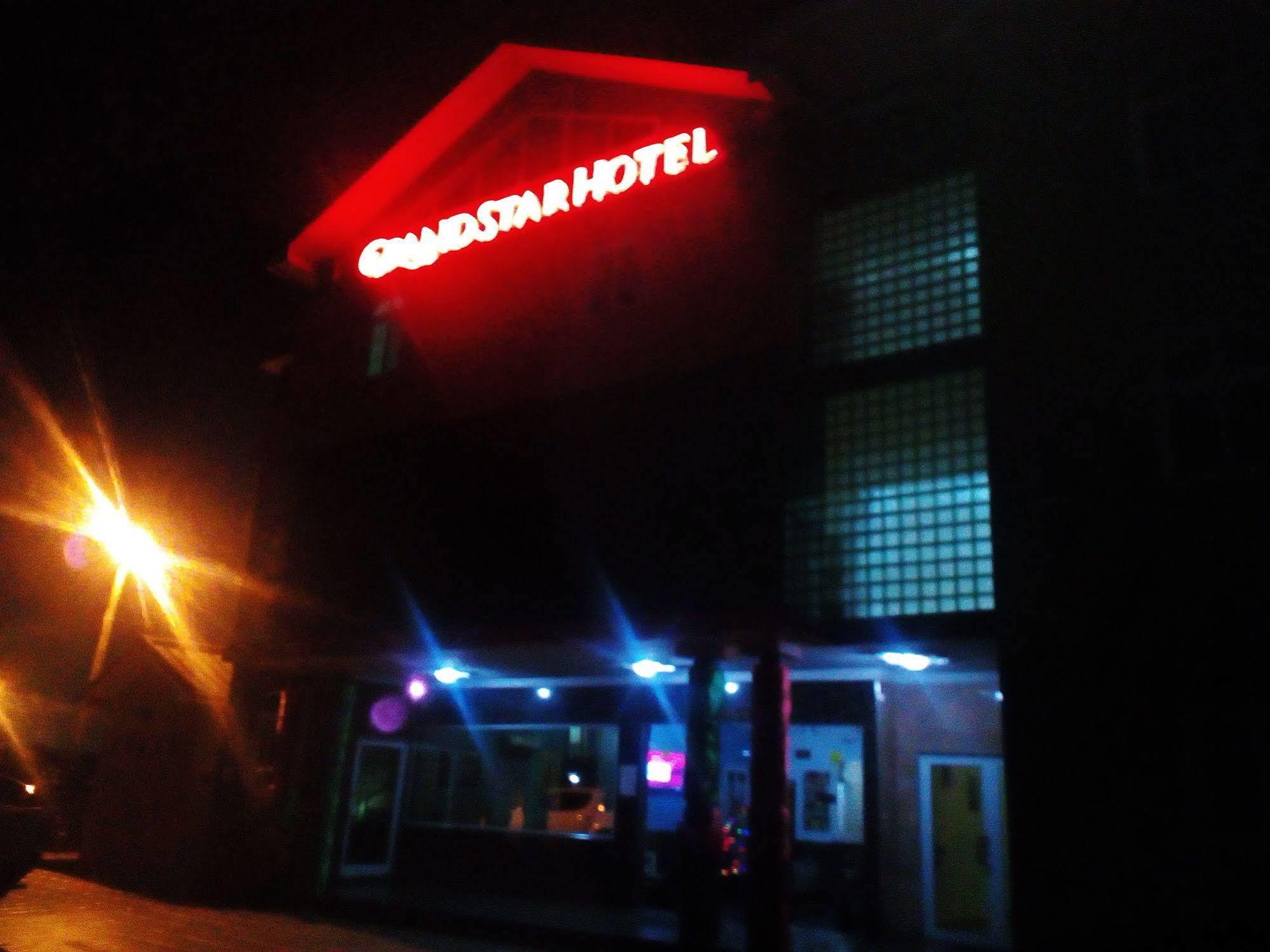 Grand Star Hotel North Legon ภายนอก รูปภาพ