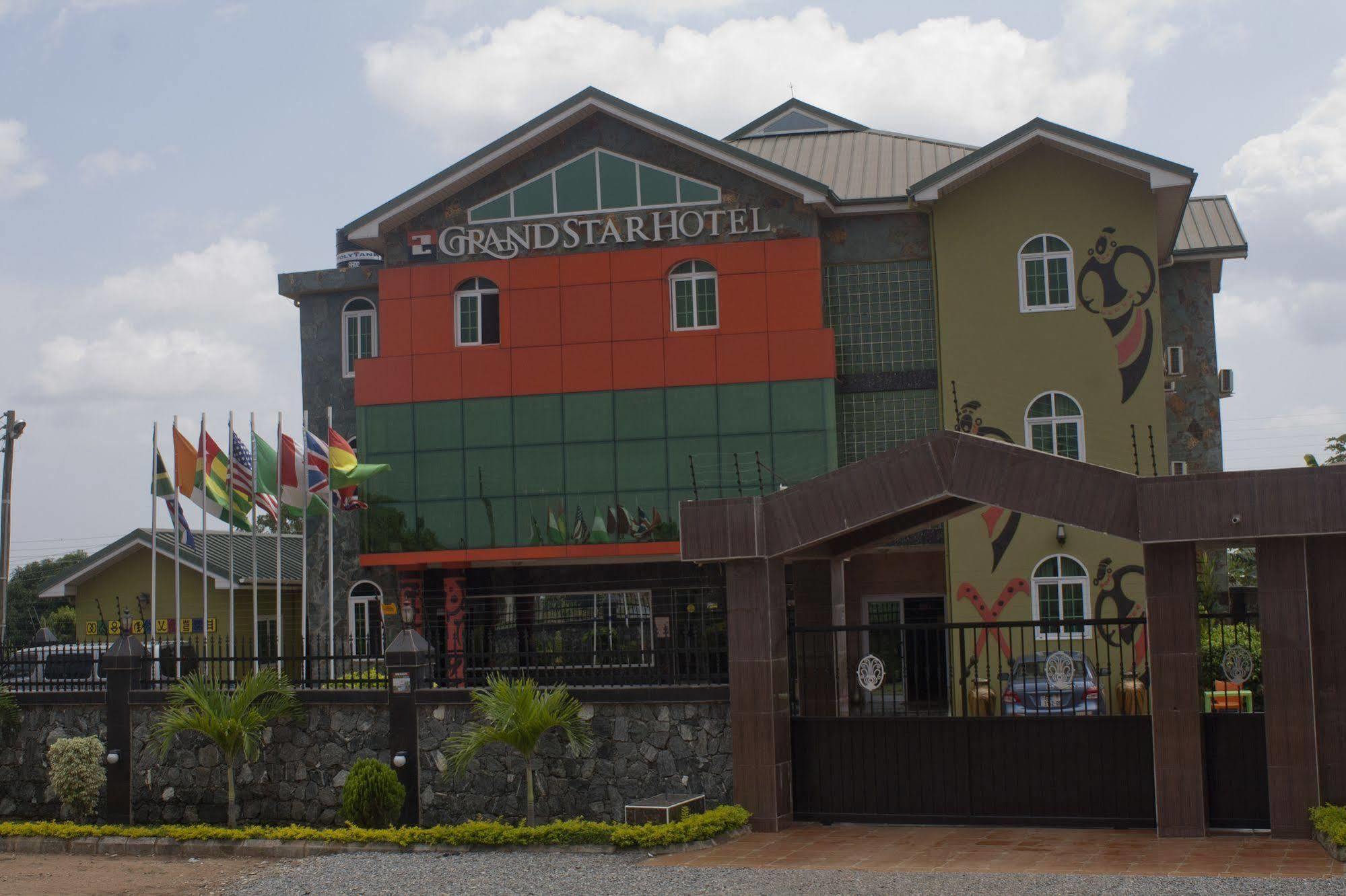 Grand Star Hotel North Legon ภายนอก รูปภาพ