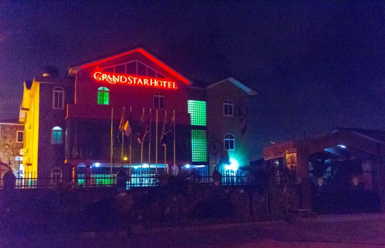 Grand Star Hotel North Legon ภายนอก รูปภาพ